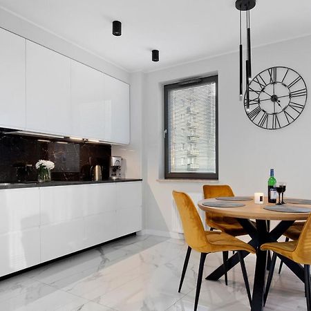 Elite Apartments Garden Gates Premium Гданьск Экстерьер фото